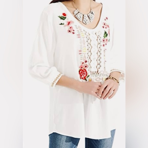 Brand- A K Mexican peasant blouse - Picture 4 of 7